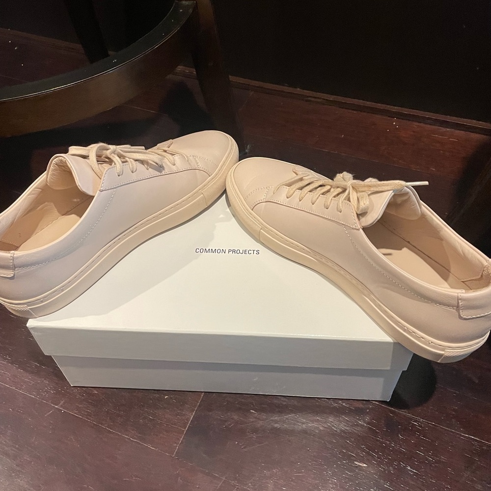 Common Projects Low Top Achilles Mens Sneaker Nude